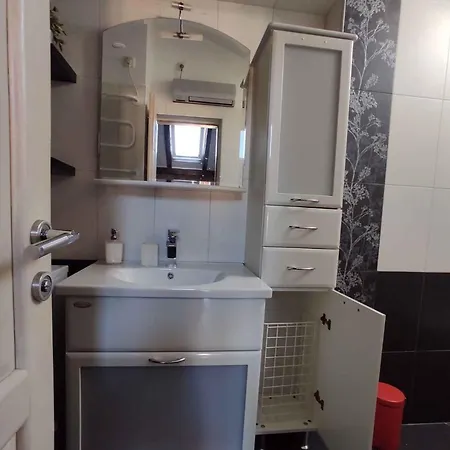 In 42651 Apartment